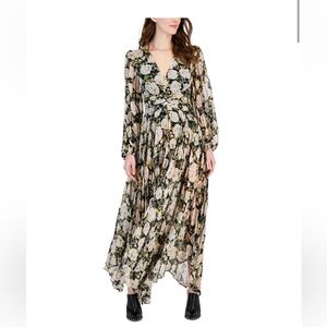 ASTR the label Ayana Floral Dress in Cream Black Floral- Size S - NEW WITH TAGS!